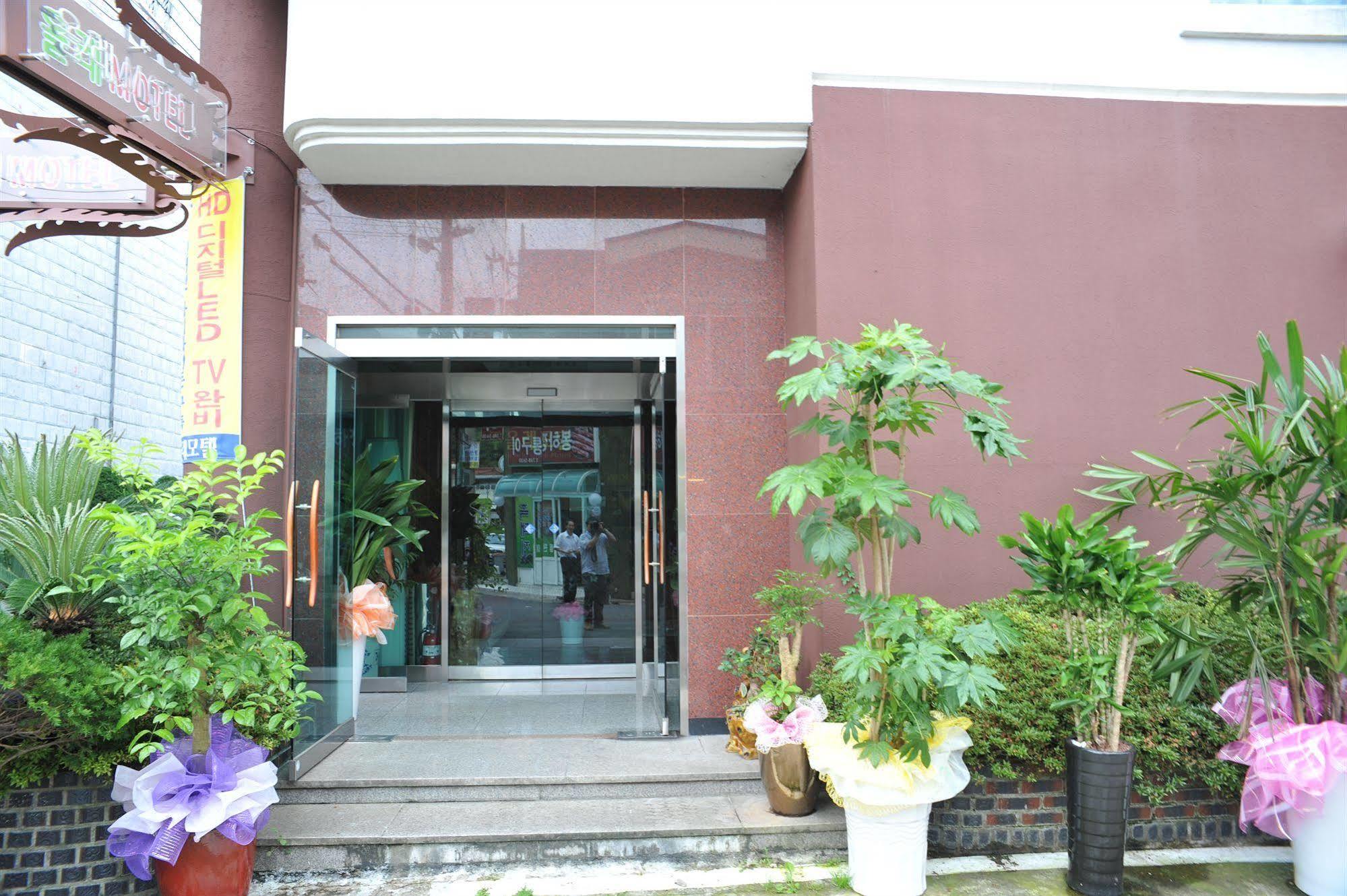 Jeju Olleh Hotel Exteriör bild
